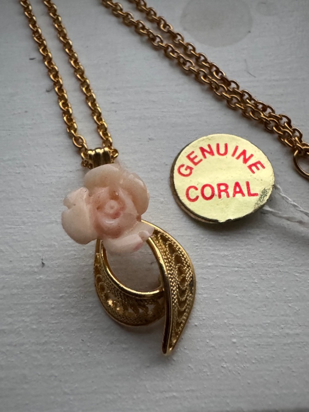 Vintage gold toned coral pendant necklace